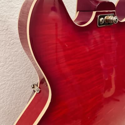 Ventura ES-335 Style  Semi Hollow Flame Maple 3 Piece Maple Neck OHSC 1973-74 - Trans Red image 17