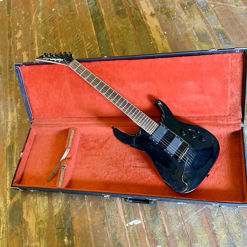 JACKSON STARS Limited Edition 日本製。EMG hz Jackson Stars MIJ Soloist Black Used | The Music Zoo