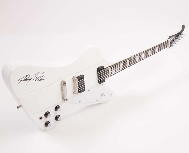 White firebird outlet guitar