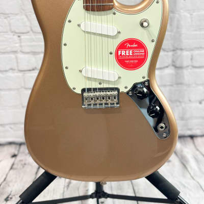 2017 Fender Mustang White Player/Offset-Series MIM | Reverb