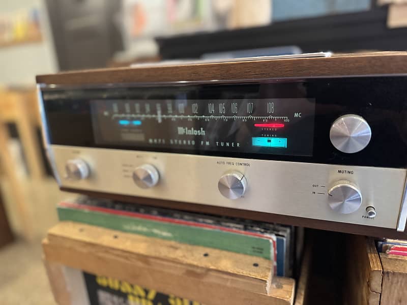 McIntosh MR71 Stereo Tube Tuner 1963 - 1972 - Black / Silver  			
