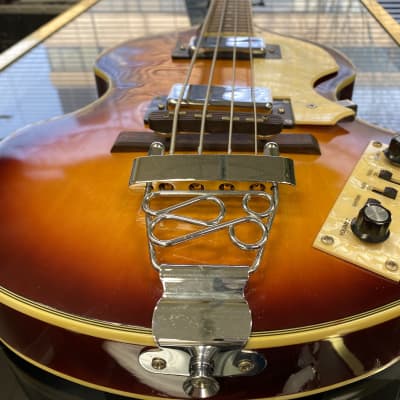 Jay Turser Violin Bass  Vintage Sunburst image 16