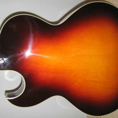 Eastman AR372CE-SB Hollowbody Archtop with Ebony Fretboard - Sunburst image 10