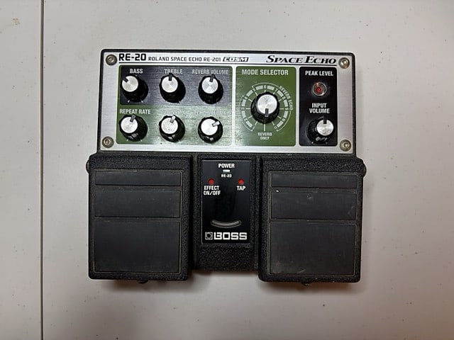 Boss RE-20 Space Echo