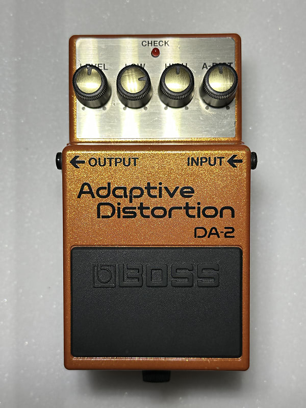 Boss DA-2 Adaptive Distortion