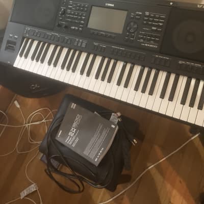 Yamaha PSR-SX900 61-Key Arranger Workstation 2019 - Present - Black