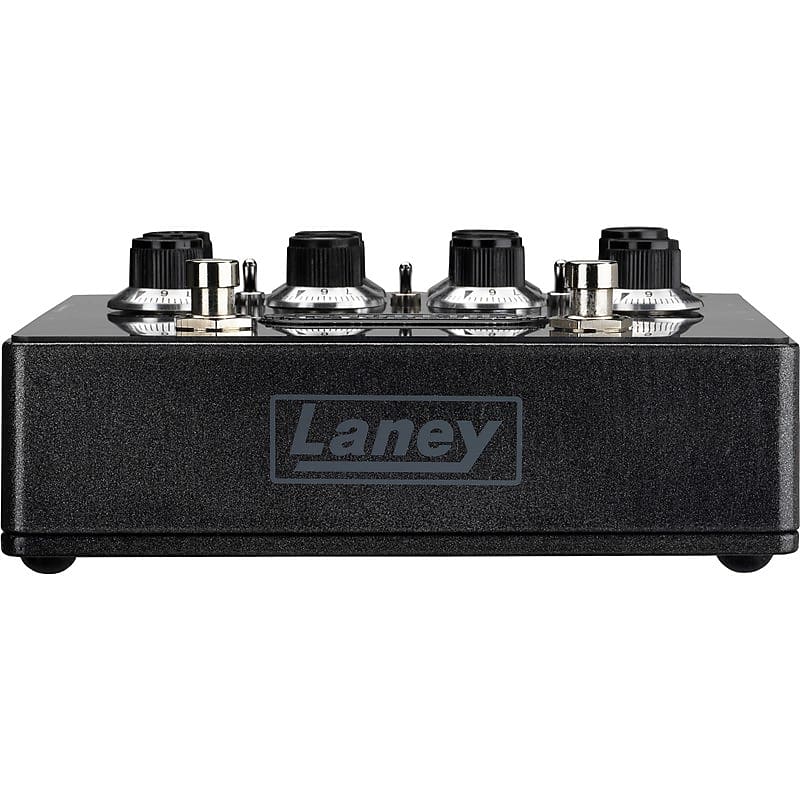 Amazon.com: Laney Digbeth DB Bass Guitar Pre Amplifier Pedal