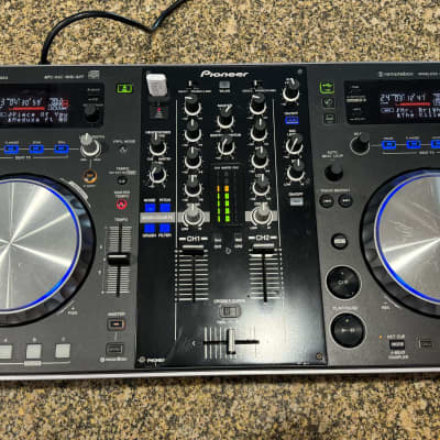 Pioneer XDJ-RX2 | Reverb