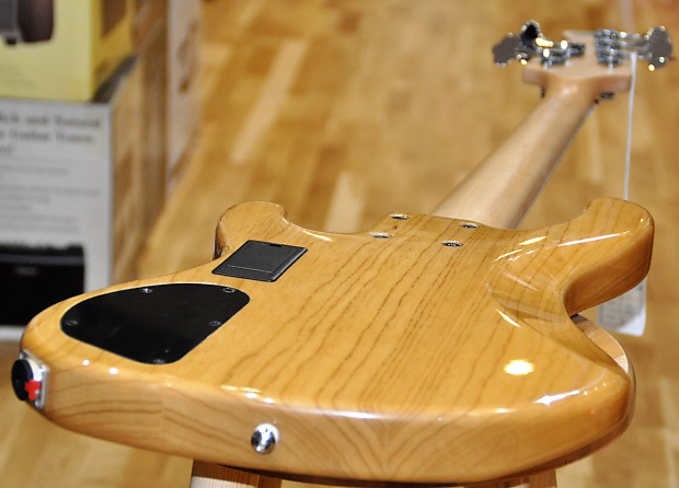 Cort GB5 Custom Maple Top 5 Strings GB5-Custom Bass Guitar w Cort GB5 Custom Maple Top 5 Strings GB5-Custom Bass Guitar w