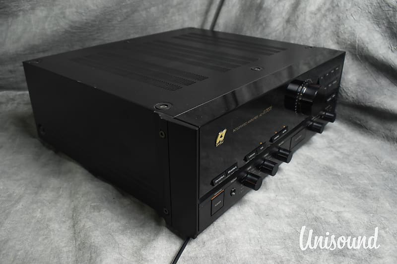 Sansui AU-α707i integrated amplifier in very good condition