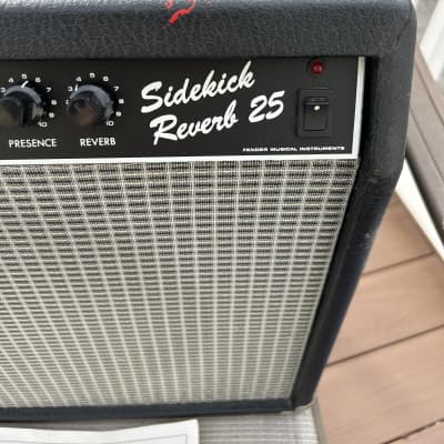 Fender Sidekick Reverb 25 （管理テ） - 楽器/器材