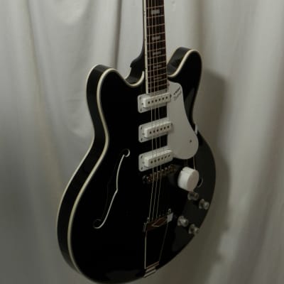 Vox Bobcat S66 Black Semi-Hollow Electric with case image 3