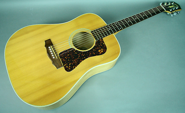 Guild D30 BLD Vintage Acoustic Guitar Natural Flame Finish USA Made w/HSC  1988 Natural