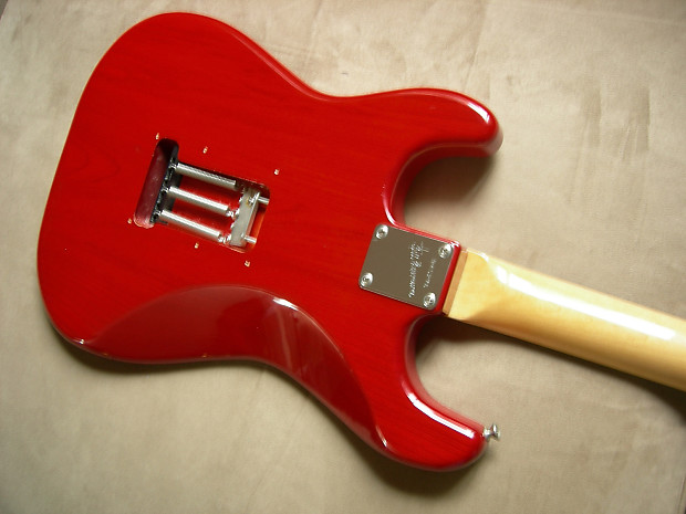 Bill Lawrence Strat Challenger ID Black 62 1985 Trans Cherry