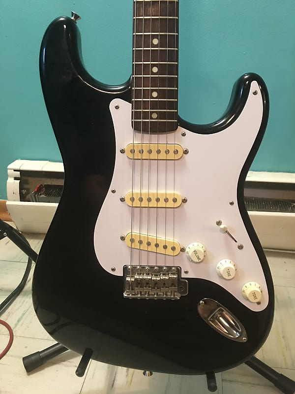 Fender MIJ Stratocaster H serial number 1988 Black | Reverb