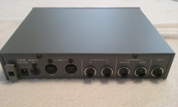 Zoom 9030 Advanced Instrument Effects Processor | Reverb