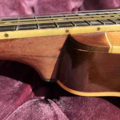 1927 The Gibson A4 Mandolin - Natural Finish - With Case image 8