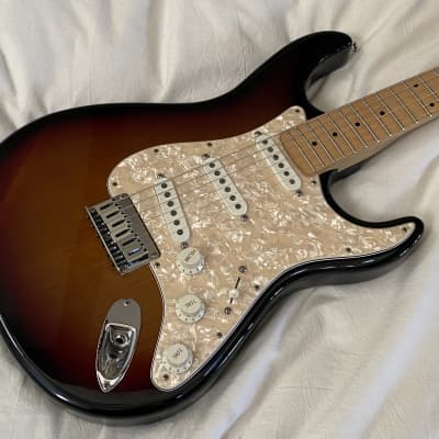 Carvin Bolt SSS エレキギター Carvin Bolt SSS エレキギター - メルカリ