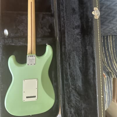 Fender American Professional Stratocaster with Maple Fretboard 2017 Surf Green image 2
