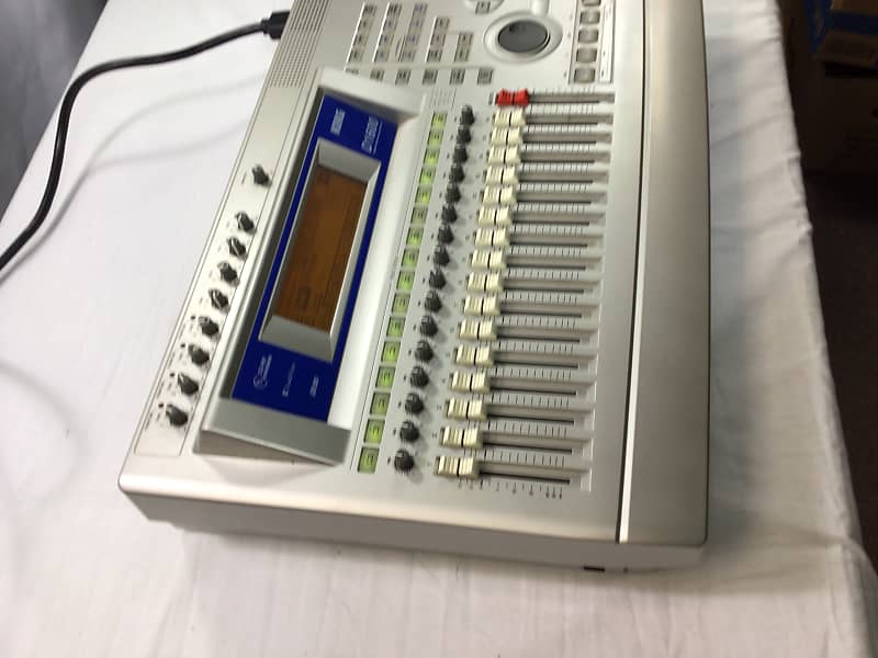 配信機器・PA機器・レコーディング機器 KORG D1600 Korg D1600MKII 16-Track Digital Recorder | zZounds