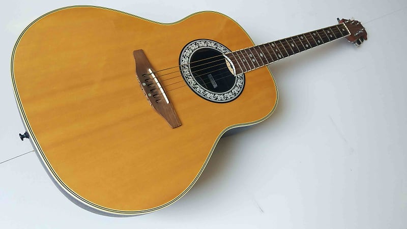 Ovation CC167 Celebrity