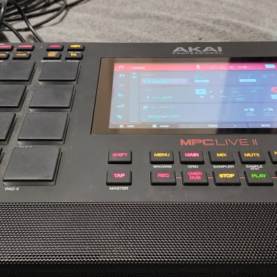 Akai MPC Live II Standalone Sampler / Sequencer