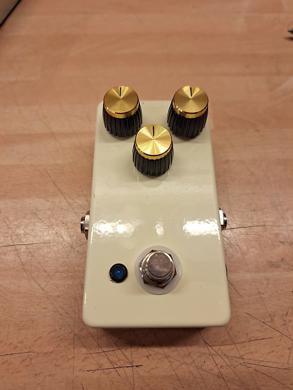 BYOC Creamy Dreamer Fuzz clone | Reverb UK