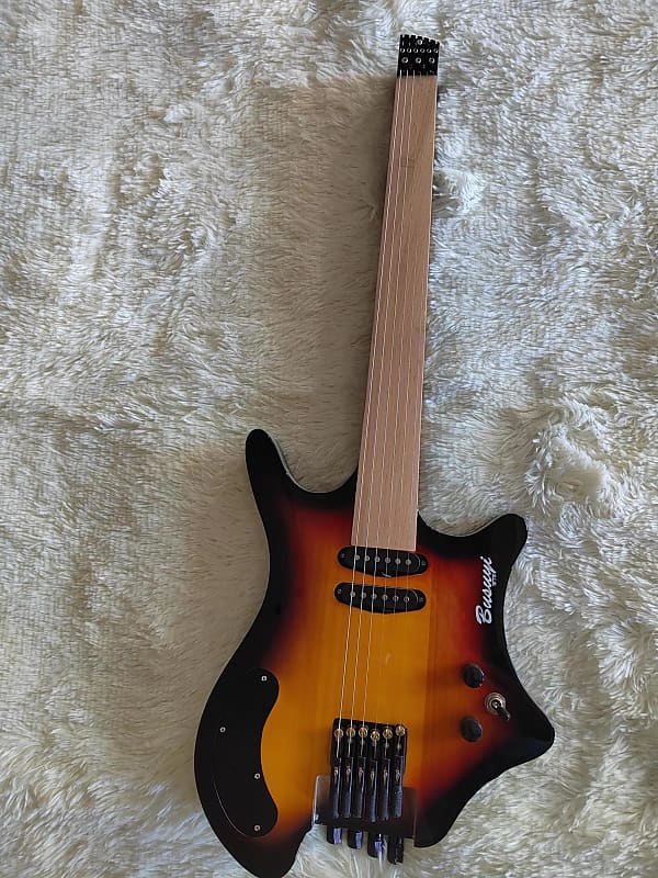 4 Strings Fretless Short Scale Bass /6 Strings Fretless Double Sided, Headless Busuyi Guitar 2021 image 1