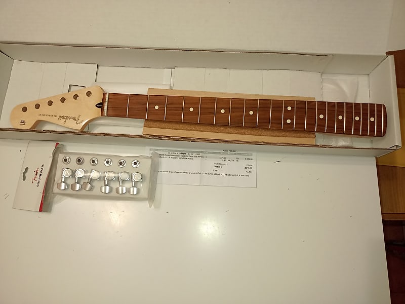 Fender Player Stratocaster Neck PF Reverse Headstock + Fender Reverb
