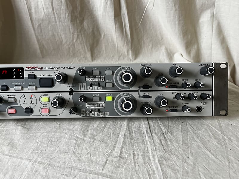 AKAI MFC42 Analog Filter Module | Reverb