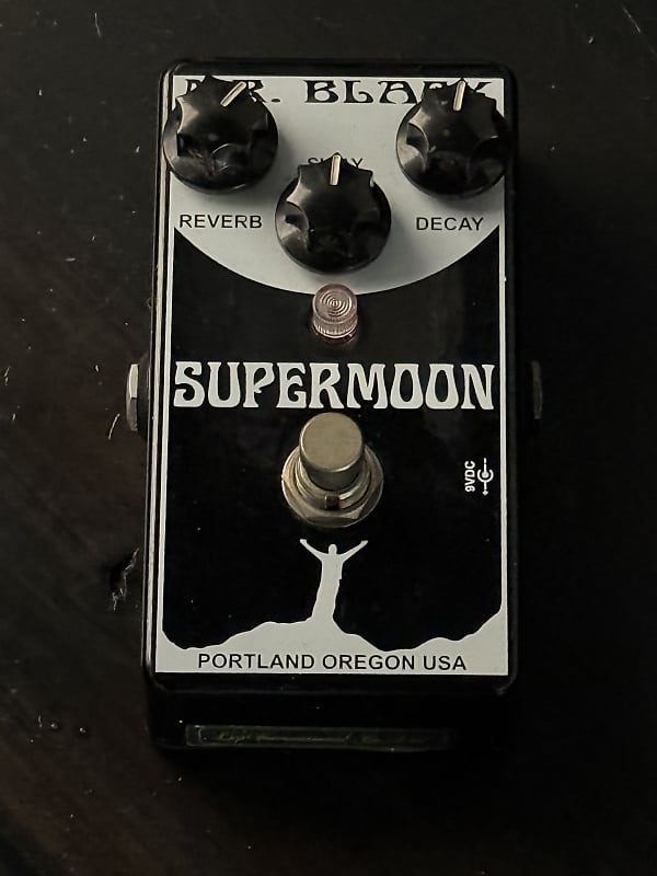 Mr. Black Supermoon