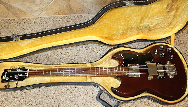 Ibanez eb3 top