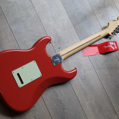 FENDER Limited Edition Player Stratocaster, Pau Ferro Fingerboard, Fiesta Red, 3, 69 KG image 2