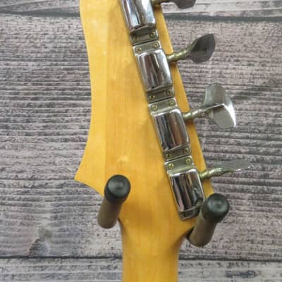 Vantage Avenger Bass Guitar (Cleveland, OH) image 4