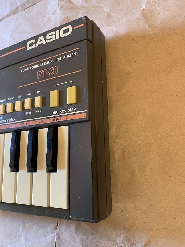 Casio PT-30 31-Key Mini Synthesizer 1980s - Black | Reverb