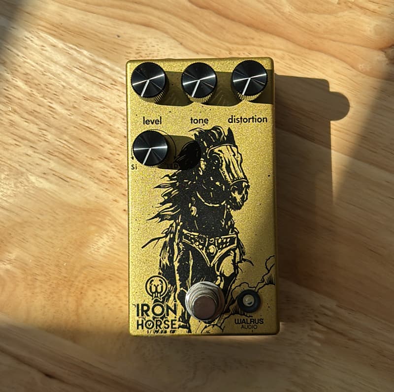 Walrus Audio Iron Horse V3