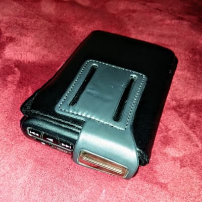 VINTAGE Sony MZ-E40 Mini disc Walkman Player W/ Case 1997 Black/Grey image 3