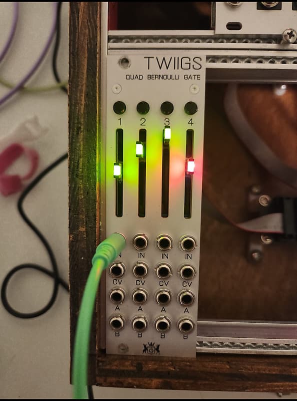 CalSynth Twiigs