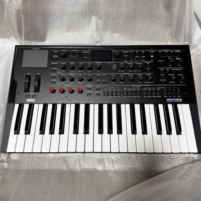 [Unused] Korg Modwave 37-Key Wavetable Synthesizer