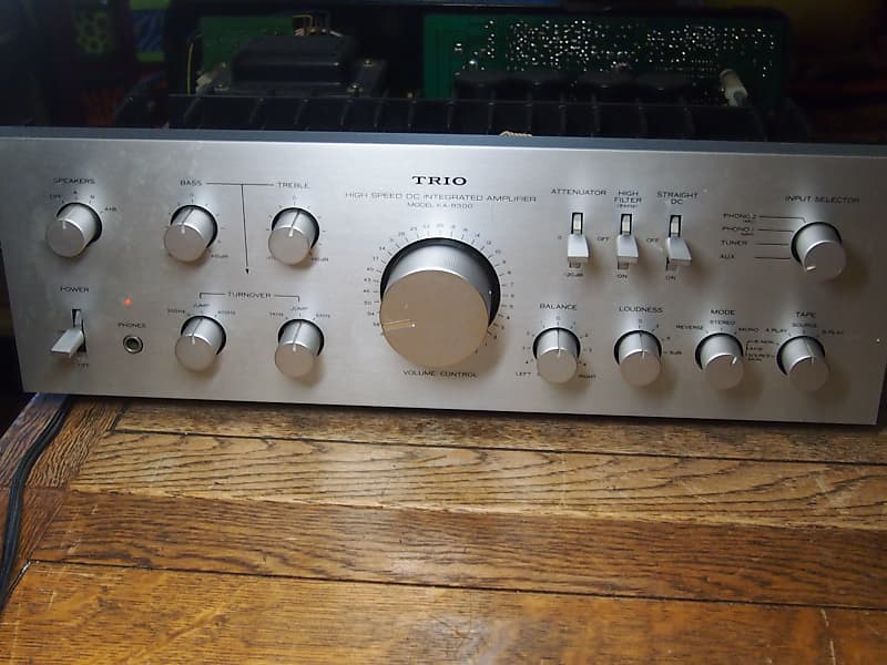 TRIO (KENWOOD) KA-8300 INTEGRATED AMPLIFIER OUTSTANDING PERFORMER