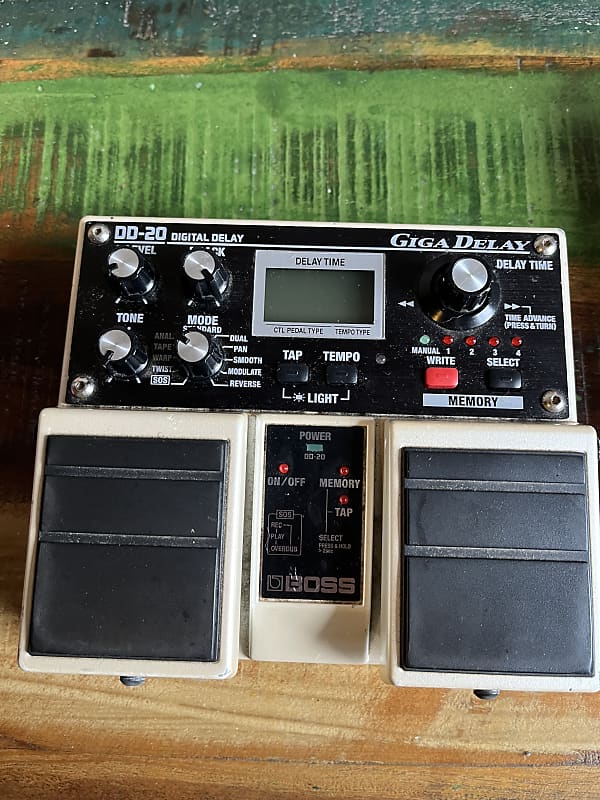 Boss DD-20 Giga Delay