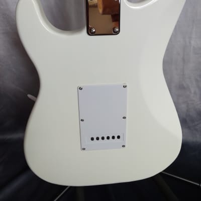 Unbranded Stratocaster Style Electric Guitar 2020 - White image 5