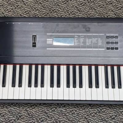 Yamaha Japan S08 Music Synthesizer Weighted 88-Key Keyboard Synth