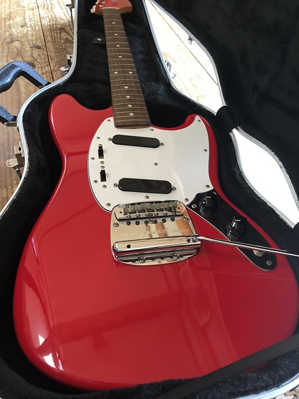 Fender Japan Mustang MG69-MH MIJ 2010-2012 Red