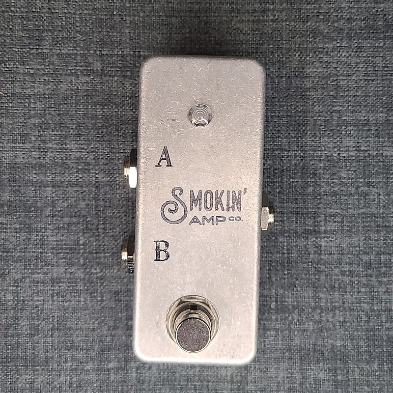 Smokin' Amp Co.  Deluxe AB And Mute Switch Pedal With LED image 1