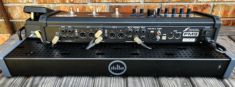 fractal audio fm9 turbo y8124 Fractal Audio Systems FM9 Mark II Turbo - Bass Gear Magazine