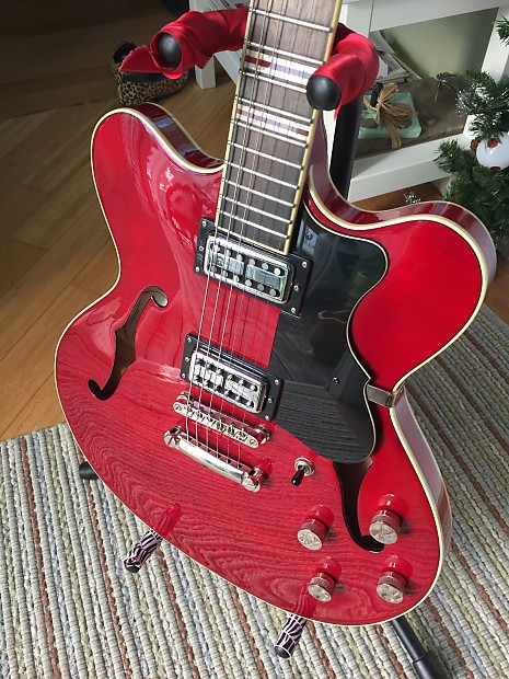 Hofner 335 top