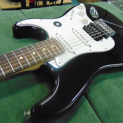 Fender Triple Play Stratocaster 2014 Black image 4