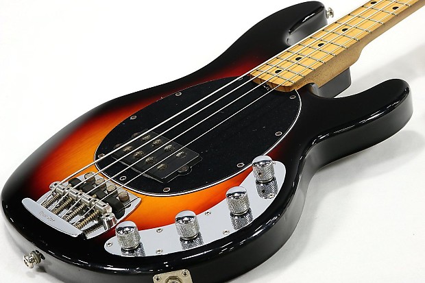 Musicman stingray hot sale 1977