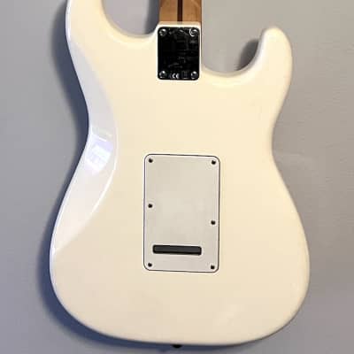Upgraded (Read) Fender Lefty Left Handed Stratocaster Maple Fingerboard White MIM image 2